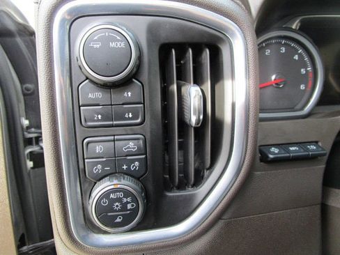 Used 2021 Chevrolet Silverado 1500 LTZ w/ LTZ Premium Package image 14