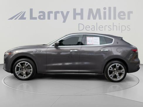 Used 2023 Maserati Levante Modena AWD/4WD image 2