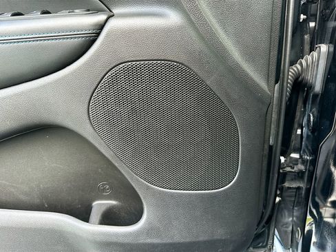 Used 2018 Jeep Grand Cherokee Laredo image 22