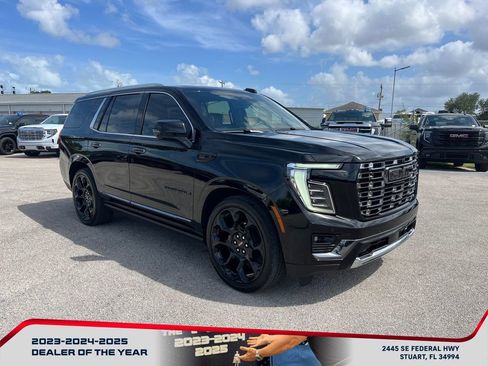 Used 2025 GMC Yukon Denali Ultimate image 2