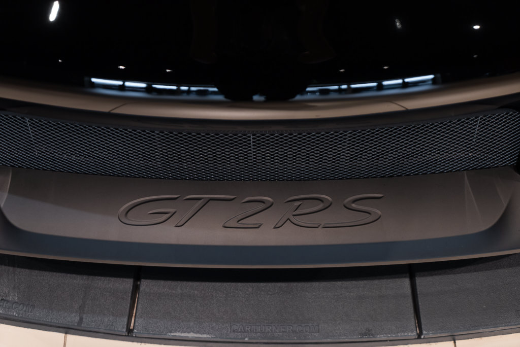 Used 2018 Porsche 911 GT2 RS RWD image 19
