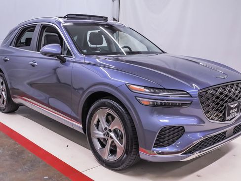 Certified 2026 Genesis GV70 2.5T Select image 5