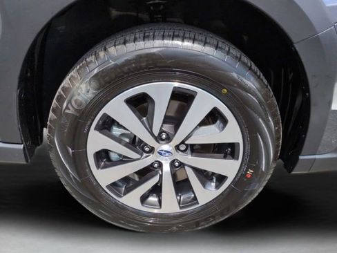Used 2025 Subaru Outback Premium AWD/4WD image 26