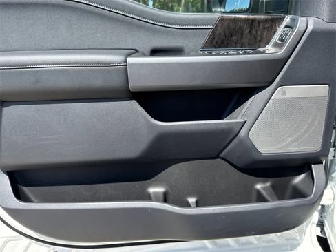New 2025 Ford F250 Lariat w/ Lariat Ultimate Package image 11