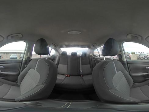Used 2025 Nissan Sentra SV FWD image 40