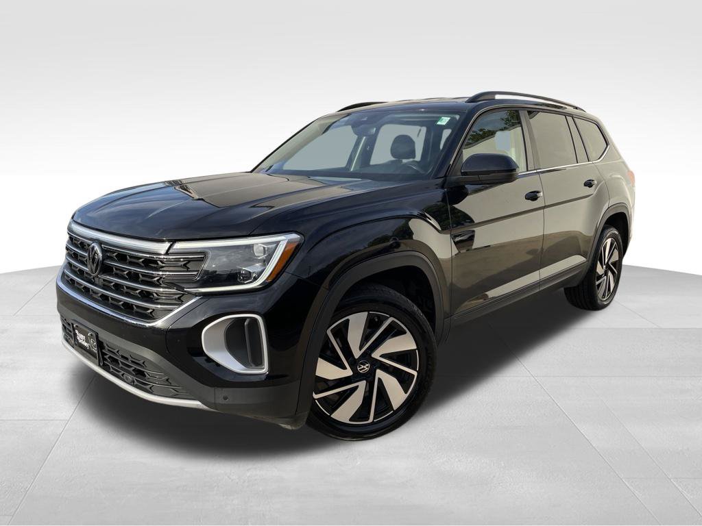 Used 2025 Volkswagen Atlas SE FWD image 1