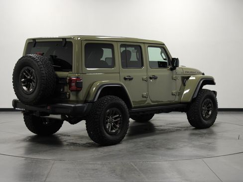 Used 2025 Jeep Wrangler Unlimited Rubicon 392 AWD/4WD image 4