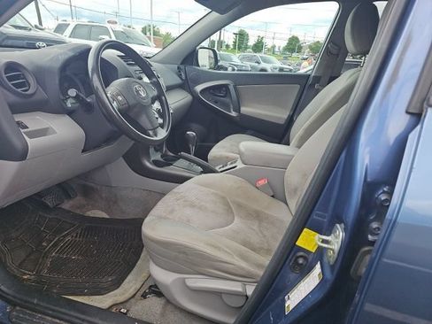 Used 2012 Toyota RAV4 FWD w/ Value Pkg image 6