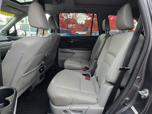 Used 2016 Honda Pilot Elite image 16