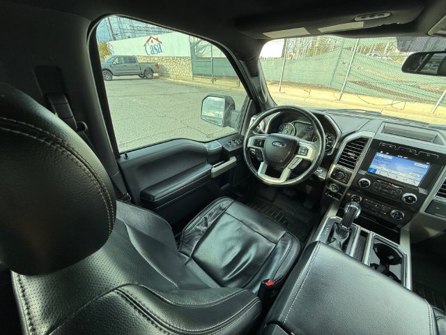Used 2017 Ford F150 Lariat w/ Equipment Group 502A Luxury AWD/4WD image 13