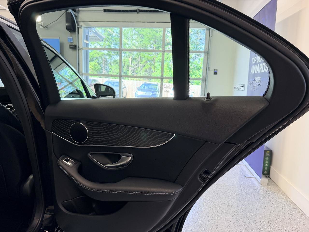Used 2017 Mercedes-Benz C 300 Sedan image 27