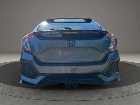 Used 2018 Honda Civic Sport image 6