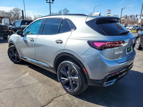 Used 2025 Buick Envision Sport Touring image 6