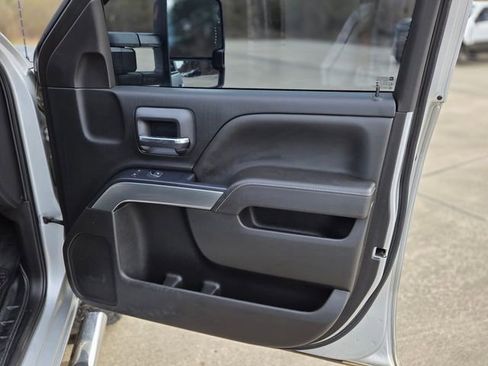 Used 2017 Chevrolet Silverado 2500 LT w/ LT Plus Package image 13