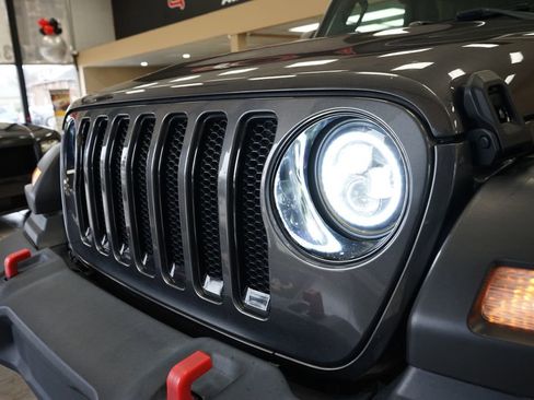Used 2020 Jeep Wrangler Unlimited Sport image 24