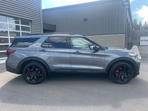 Used 2024 Ford Explorer ST w/ Equipment Group 401A AWD/4WD image 4