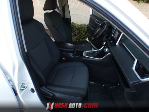 Used 2023 Toyota RAV4 AWD Hybrid image 30