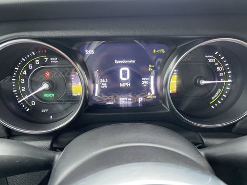 Certified 2023 Jeep Wrangler Unlimited Sahara AWD/4WD image 17