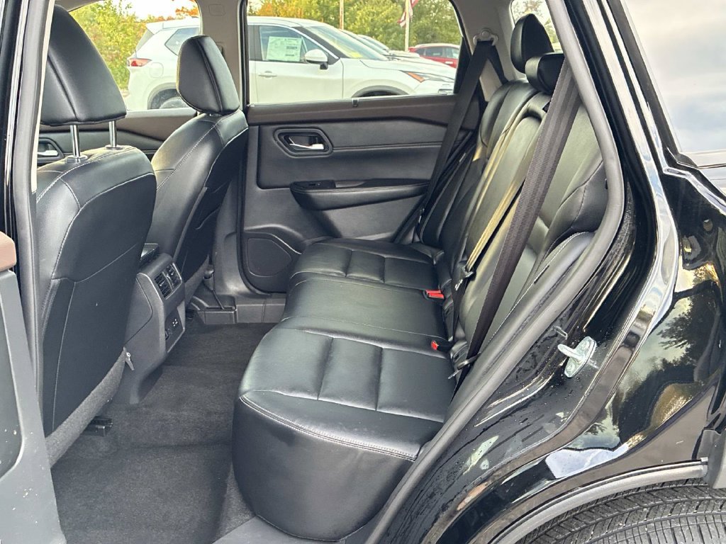 Certified 2023 Nissan Rogue SL w/ SL Premium Package AWD/4WD image 16