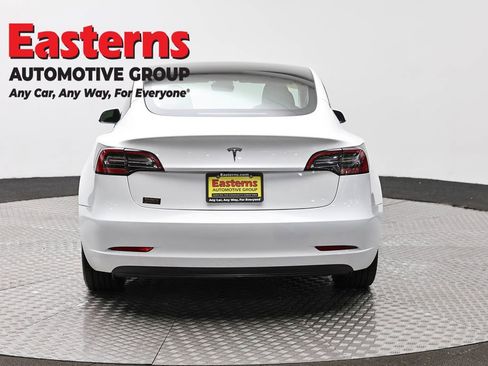 Used 2023 Tesla Model 3 Standard Range image 6