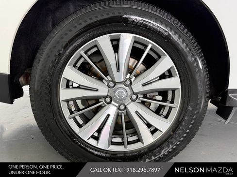 Used 2018 Nissan Pathfinder S FWD image 13