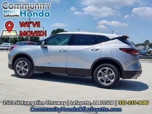Used 2025 Chevrolet Blazer LT FWD image 5