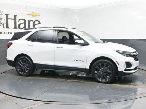 Used 2022 Chevrolet Equinox RS w/ LPO, Floor Liner Package image 48
