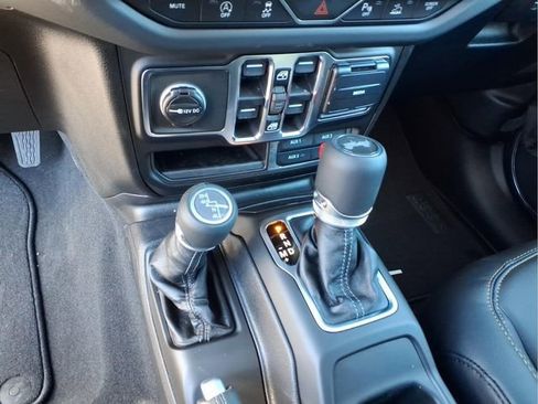 New 2026 Jeep Wrangler Unlimited Sahara AWD/4WD image 23