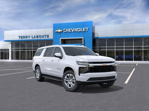 New 2026 Chevrolet Suburban LS AWD/4WD image 2