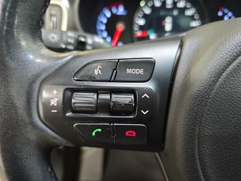 Used 2016 Kia Sorento SX FWD image 14
