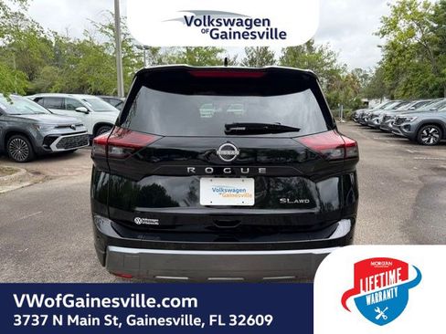 Used 2026 Nissan Rogue SL AWD/4WD image 5