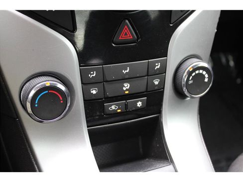 Used 2016 Chevrolet Cruze LT w/ RS Package image 25