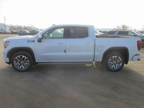 New 2026 GMC Sierra 1500 Denali image 10