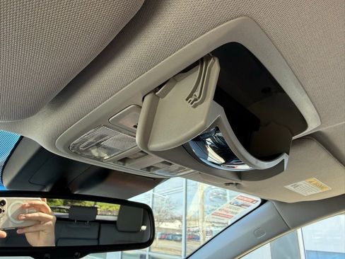 Used 2022 Honda CR-V EX-L image 27