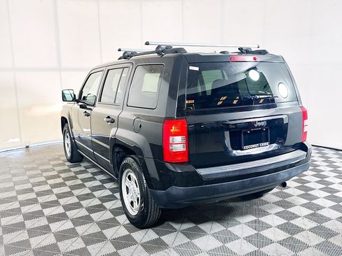 Used 2017 Jeep Patriot Sport w/ Power Value Group FWD image 5