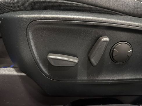Used 2020 Ford Escape SEL FWD image 19