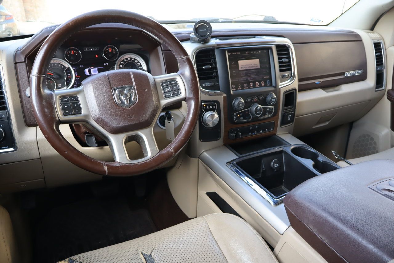Used 2015 RAM 1500 Laramie RWD image 5