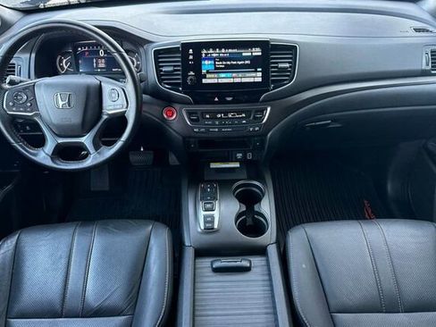 Certified 2023 Honda Passport TrailSport image 13