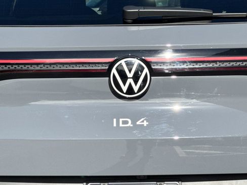 New 2026 Volkswagen ID.4 Pro RWD image 25