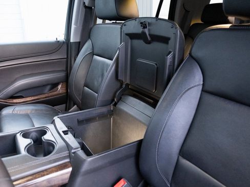 Used 2019 Chevrolet Tahoe LT image 8