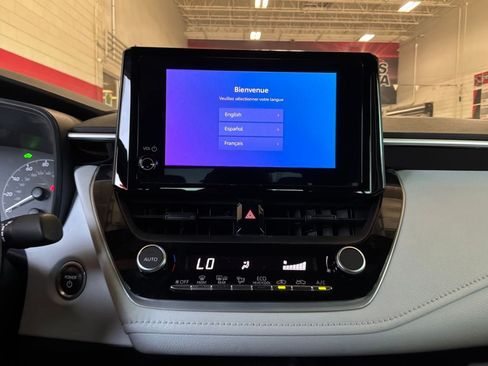 Used 2023 Toyota Corolla SE FWD image 28