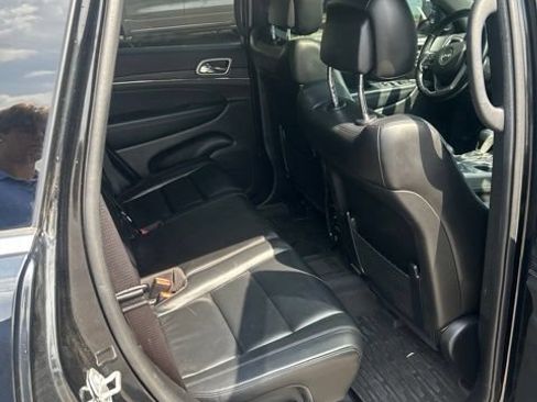 Used 2021 Jeep Grand Cherokee Limited AWD/4WD image 26