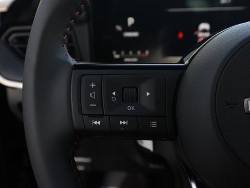 New 2025 Nissan Kicks SR image 26