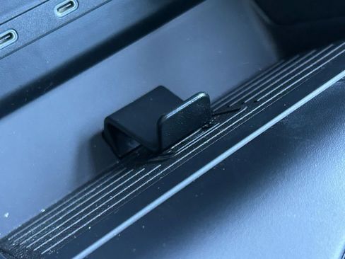 Used 2024 Audi Q4 e-tron Premium w/ Convenience Package image 31