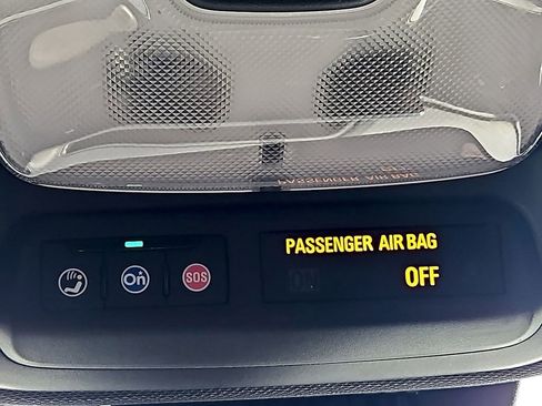 Used 2025 Chevrolet Colorado Trail Boss image 29