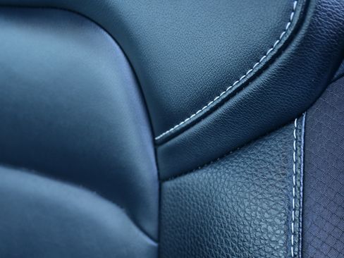 Used 2023 Nissan Pathfinder SL image 27