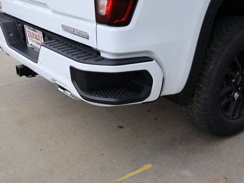 New 2026 GMC Sierra 1500 Elevation w/ Elevation Premium Package AWD/4WD image 37