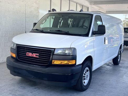 Used 2019 GMC Savana 2500 Extended w/ Driver Convenience Package RWD image 3