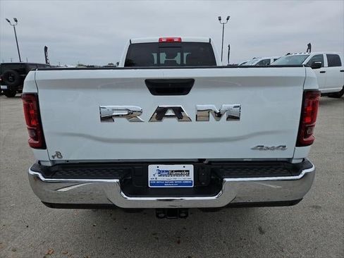New 2026 RAM 2500 Tradesman AWD/4WD image 35