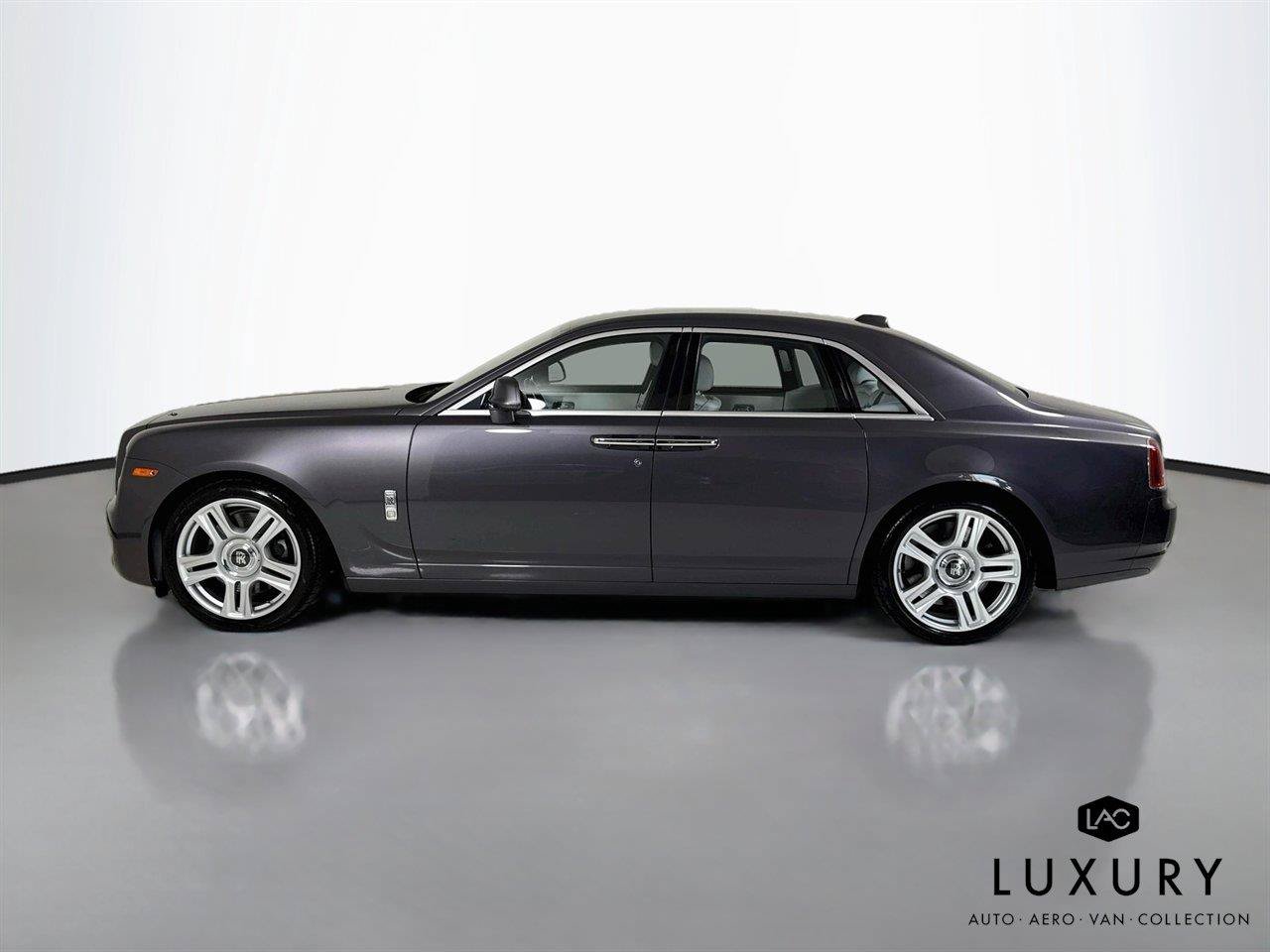 Used 2019 Rolls-Royce Ghost RWD image 8